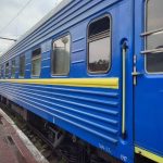 «Укрзалізниця» тимчасово призупинила продаж квитків з Дніпра на західні регіони України