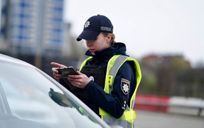 остановка авто полицией во время движения