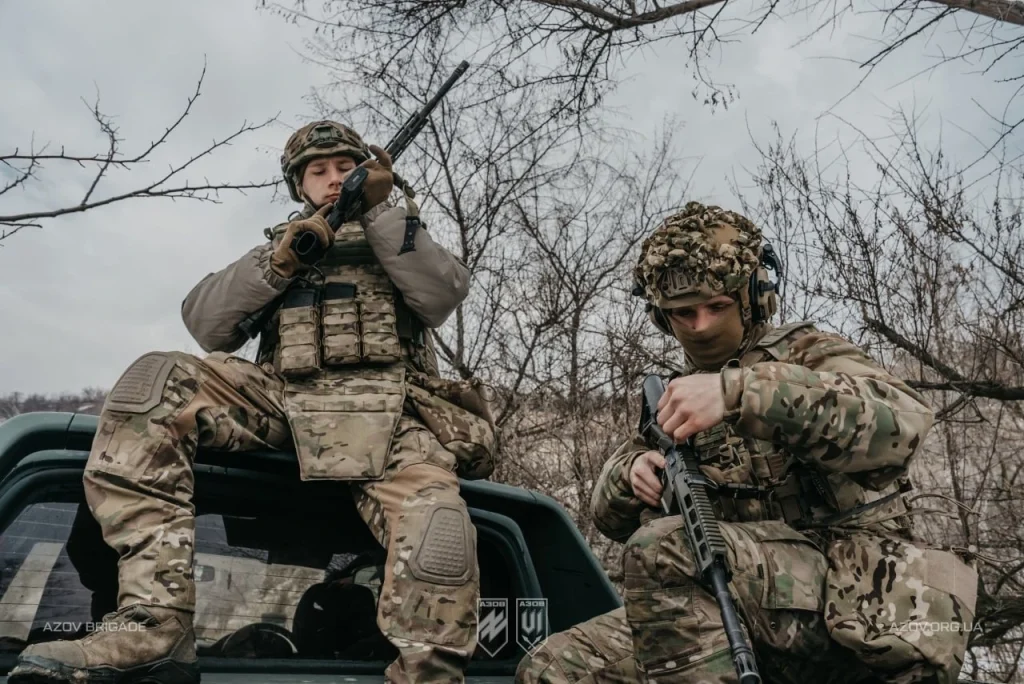 бійці Азова на бойовому виході