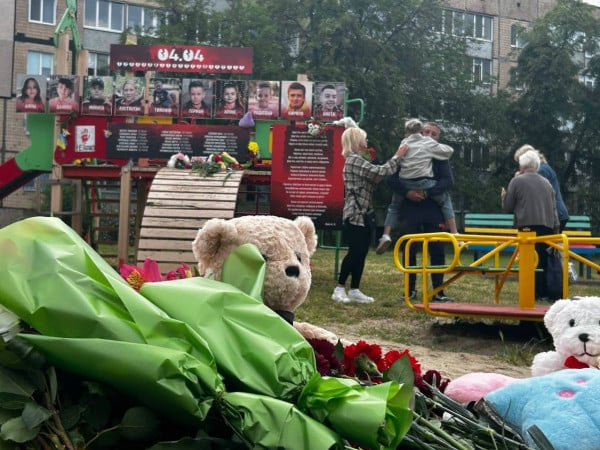Акція з дзвіночками на вшанування загиблих дітей