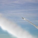 Росіяни обстріляли Кривий Ріг: під час вибуху спалахнула пожежа, є постраждалий