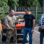 Кам’янське надало автомобіль військовим для виконання бойових завдань на Покровському напрямку