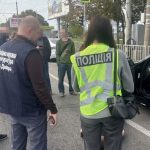 Посадовець КП у Дніпрі зажадав 12 тисяч доларів хабара