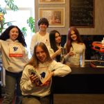 У Дніпрі учні відкрили кав’ярню і працюють баристами після професійного навчання