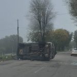 В Кам’янському на проспекті Відродження сталася автопригода з перекиданням автомобіля