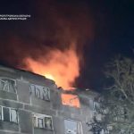 Російські війська атакували гуртожиток у Дніпрі безпілотником