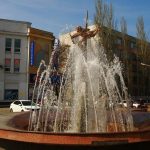 Скульптурний фонтан Амур у серці Дніпра