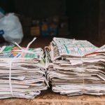Збір макулатури у Дніпрі для забезпечення теплим одягом військових