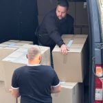 Медичні заклади Дніпра отримали гуманітарний вантаж — 1000 стерильних наборів передадуть для операційних