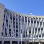 Засідання міської ради Дніпра: допомога захисникам України, нагороди медикам і соціальним працівникам, обговорення Палацу студентів